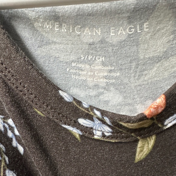 American Eagle Bodysuit Tank Top Size Small Floral Design, Never Worn. - Picture 3 of 3